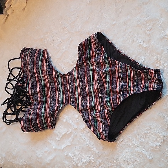 Tribal Australian swimwear Sheridyn monokini - Picture 3 of 5